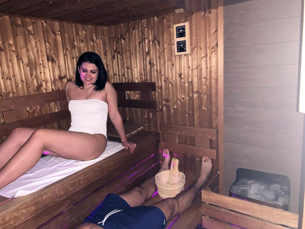 Waterfront Lodge Dunapataj Dış mekan fotoğraf
